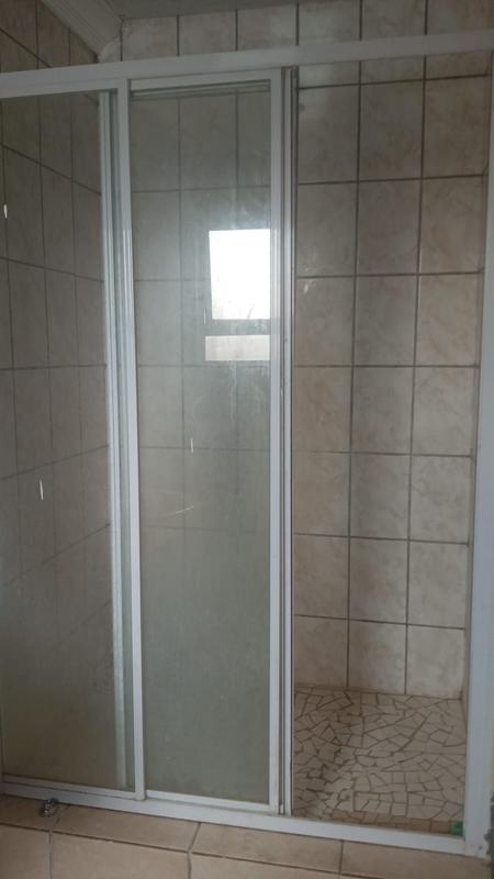 1 Bedroom Property for Sale in Protea Glen Gauteng