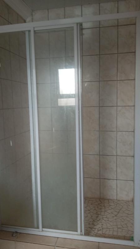 1 Bedroom Property for Sale in Protea Glen Gauteng