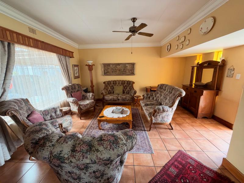 3 Bedroom Property for Sale in Unitas Park Gauteng