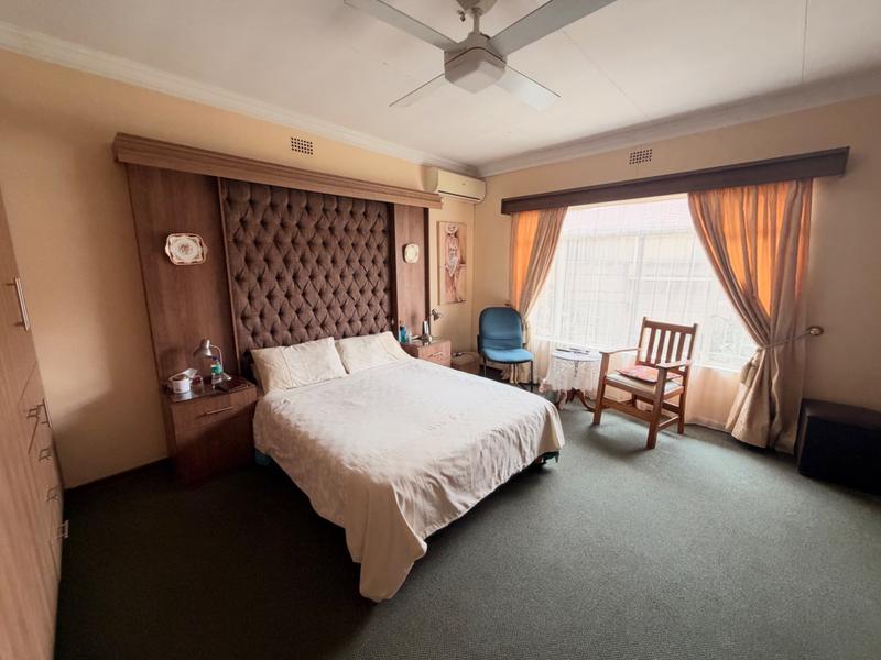3 Bedroom Property for Sale in Unitas Park Gauteng