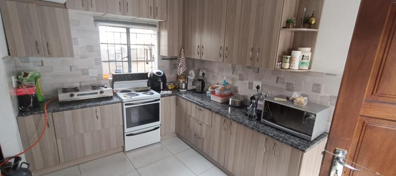 4 Bedroom Property for Sale in Lenasia Gauteng