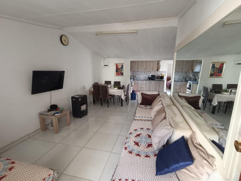 4 Bedroom Property for Sale in Lenasia Gauteng
