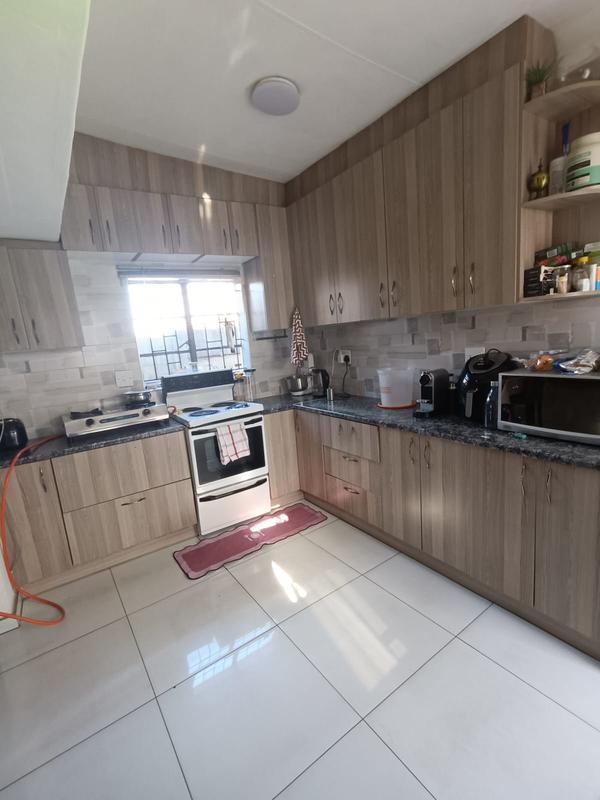 4 Bedroom Property for Sale in Lenasia Gauteng