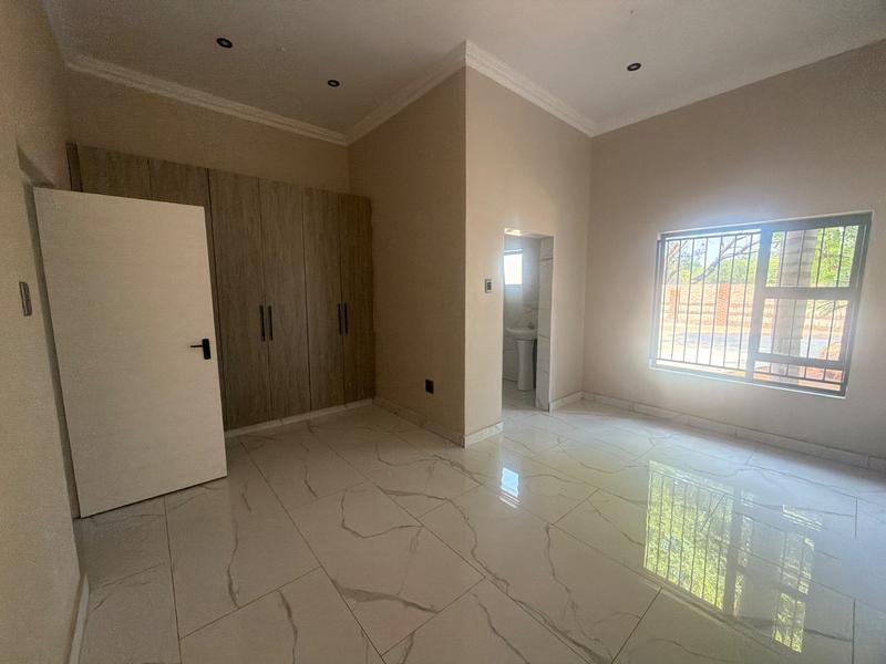 To Let 3 Bedroom Property for Rent in Die Wilgers Gauteng