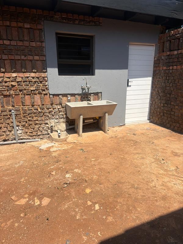 To Let 3 Bedroom Property for Rent in Die Wilgers Gauteng