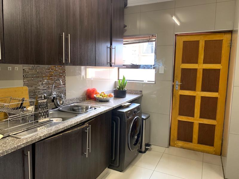 To Let 3 Bedroom Property for Rent in Stone Ridge Gauteng