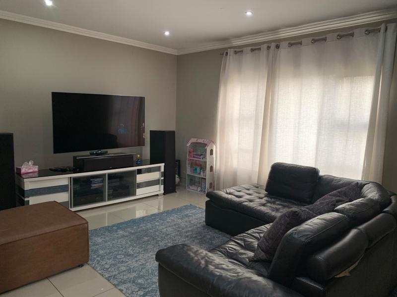 To Let 3 Bedroom Property for Rent in Stone Ridge Gauteng