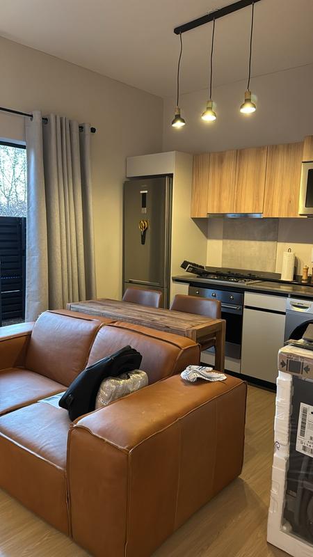 To Let 1 Bedroom Property for Rent in Bryanston Gauteng