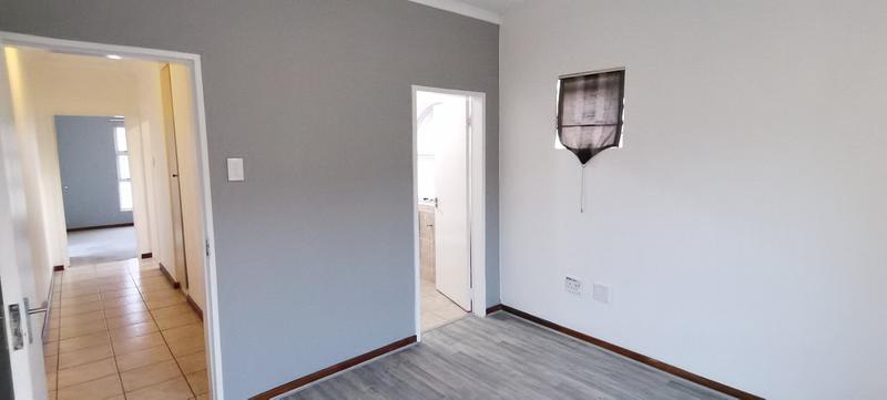 To Let 2 Bedroom Property for Rent in Honeydew Gauteng