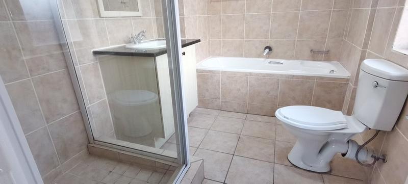To Let 2 Bedroom Property for Rent in Honeydew Gauteng