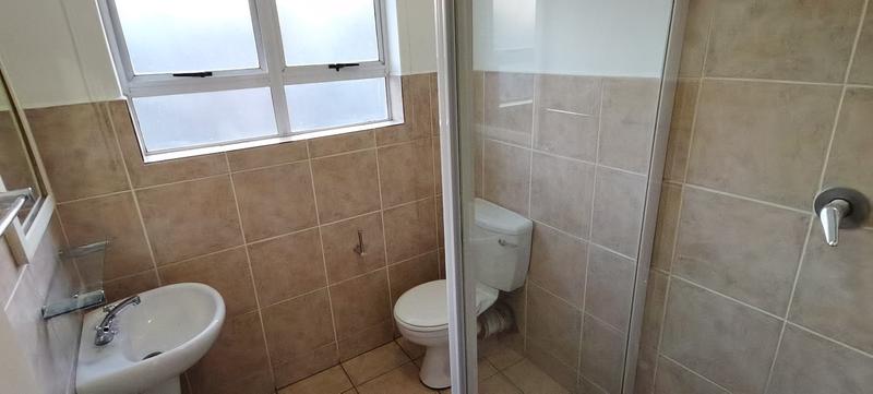 To Let 2 Bedroom Property for Rent in Honeydew Gauteng
