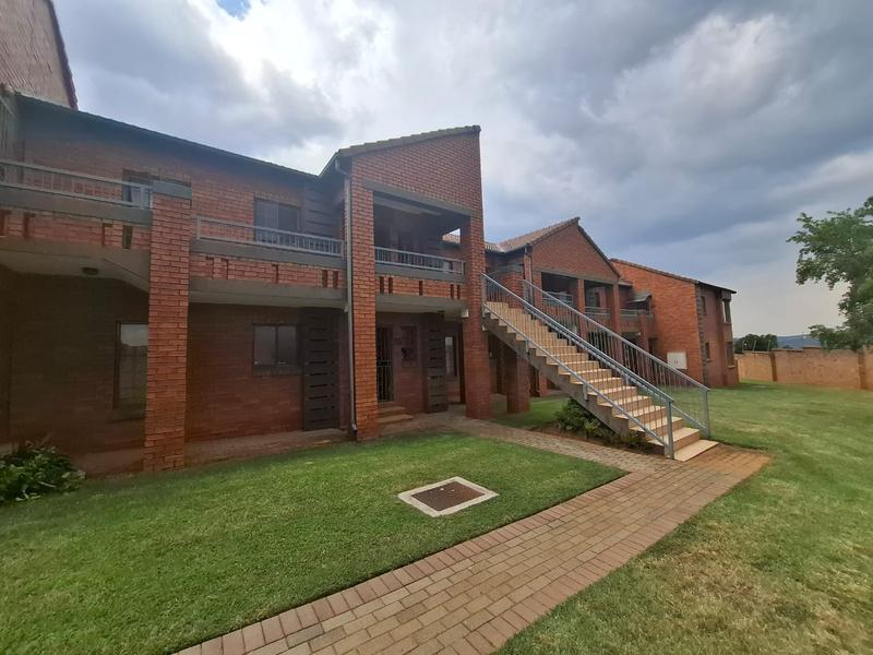 2 Bedroom Property for Sale in Mooikloof Ridge Gauteng