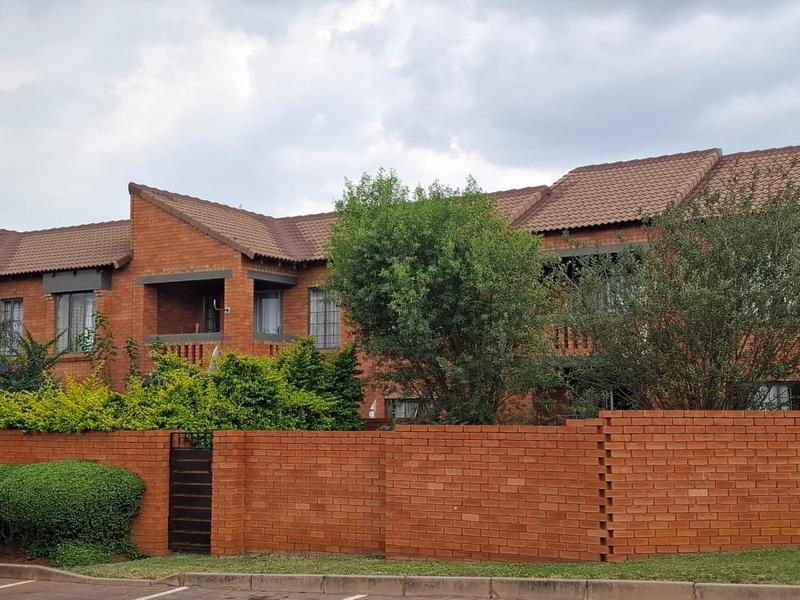 2 Bedroom Property for Sale in Mooikloof Ridge Gauteng