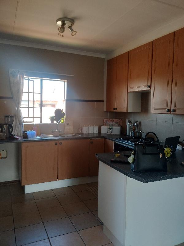 2 Bedroom Property for Sale in Mooikloof Ridge Gauteng