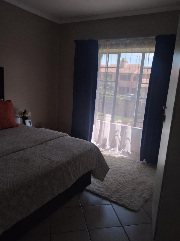 2 Bedroom Property for Sale in Mooikloof Ridge Gauteng