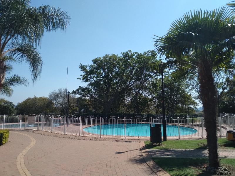 2 Bedroom Property for Sale in Mooikloof Ridge Gauteng