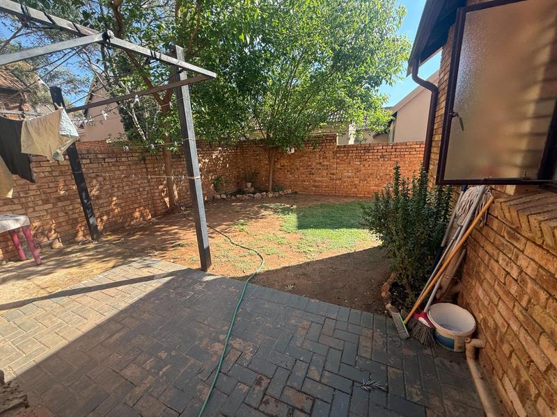 To Let 2 Bedroom Property for Rent in Brooklands Lifestyle Estate Gauteng