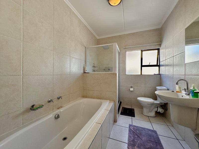 To Let 3 Bedroom Property for Rent in Sunninghill Gauteng
