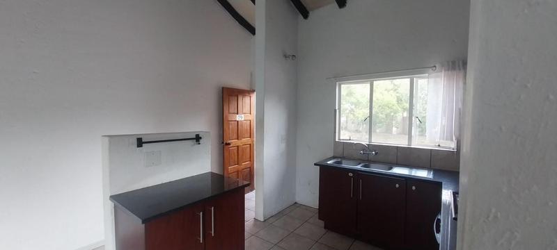 To Let 2 Bedroom Property for Rent in North Riding Gauteng
