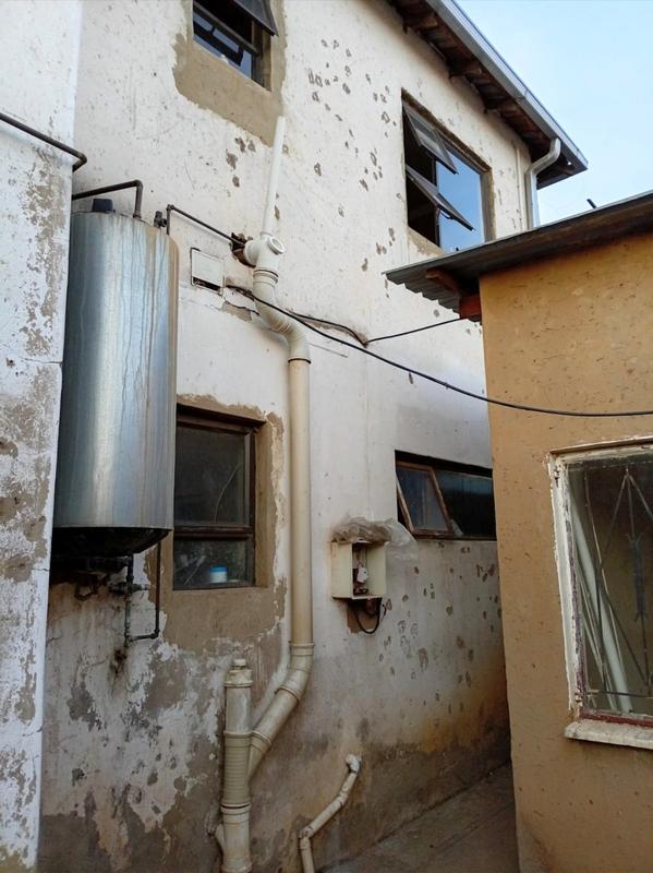 5 Bedroom Property for Sale in Thulani Gauteng