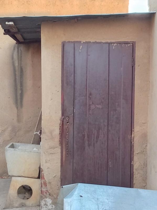 5 Bedroom Property for Sale in Thulani Gauteng
