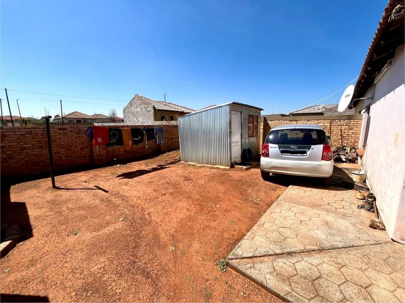 2 Bedroom Property for Sale in Westonaria Gauteng