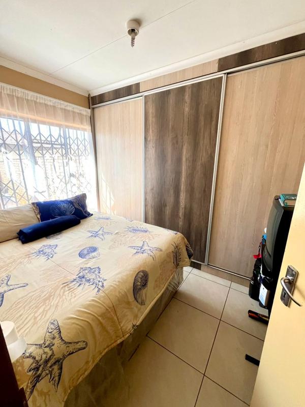 2 Bedroom Property for Sale in Westonaria Gauteng