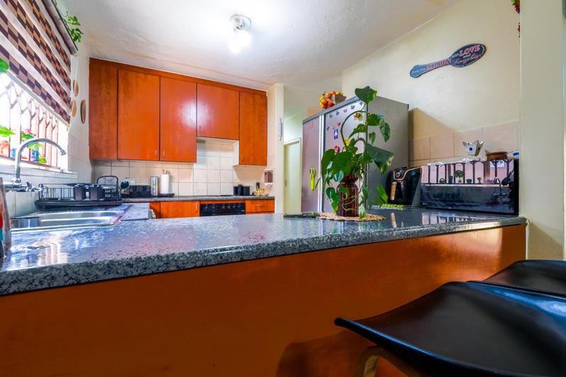 3 Bedroom Property for Sale in Halfway Gardens Gauteng