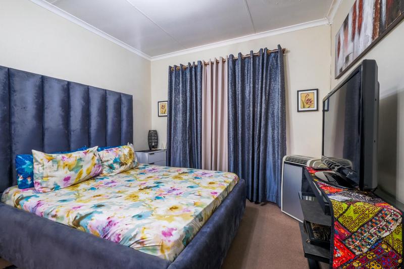 3 Bedroom Property for Sale in Halfway Gardens Gauteng
