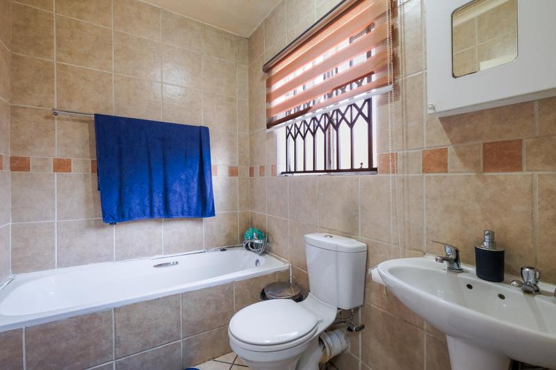 3 Bedroom Property for Sale in Halfway Gardens Gauteng