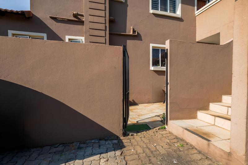 3 Bedroom Property for Sale in Halfway Gardens Gauteng
