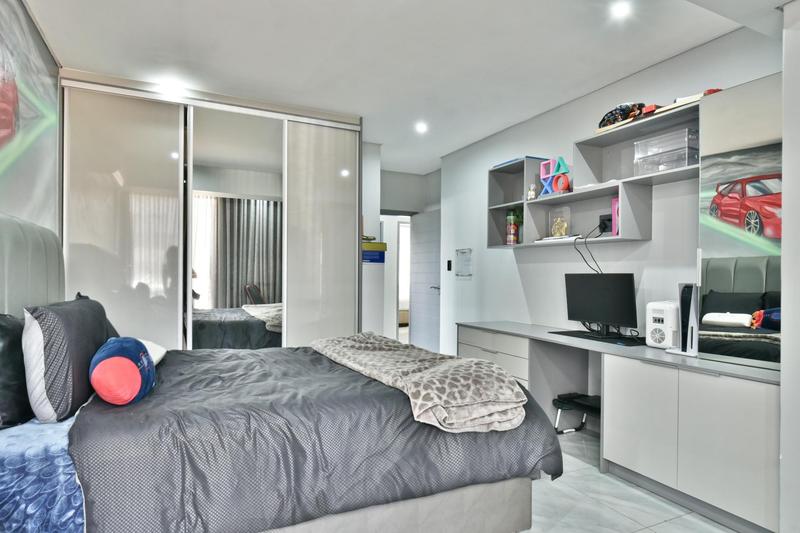 4 Bedroom Property for Sale in Eye of Africa Gauteng