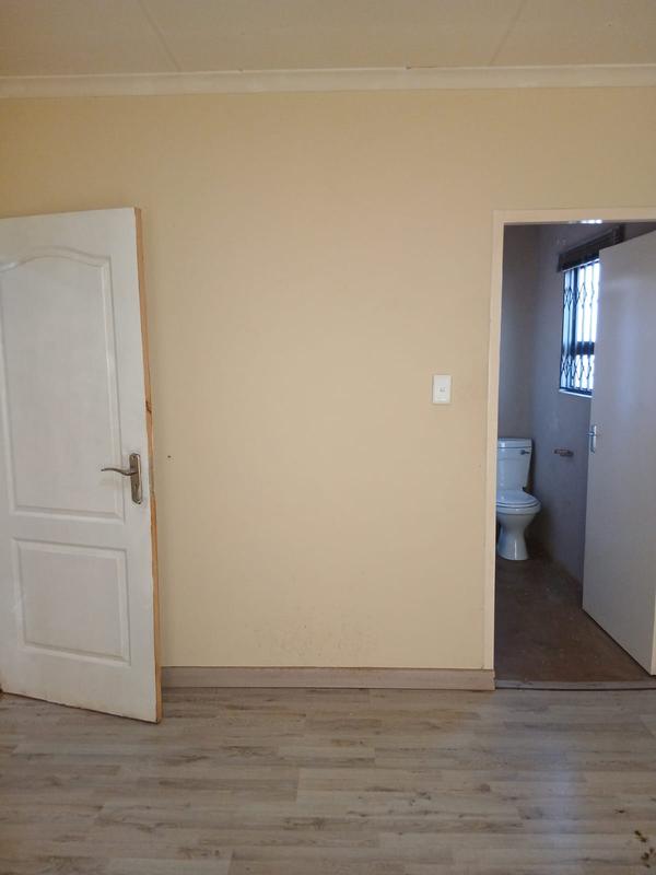 To Let 3 Bedroom Property for Rent in Protea Glen Gauteng