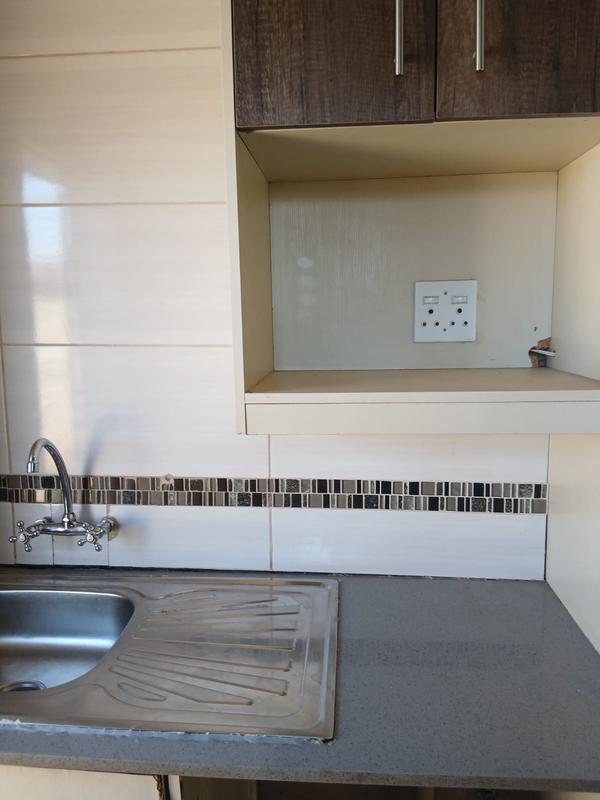 To Let 3 Bedroom Property for Rent in Protea Glen Gauteng