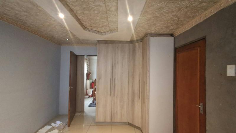 3 Bedroom Property for Sale in Kwenele South Gauteng