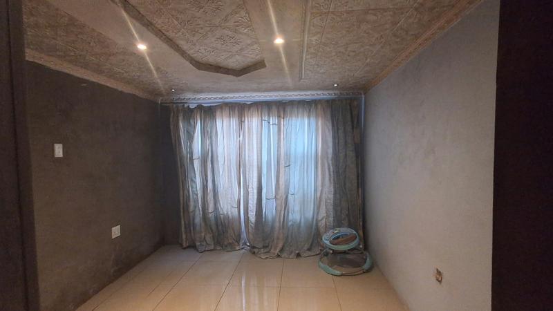 3 Bedroom Property for Sale in Kwenele South Gauteng