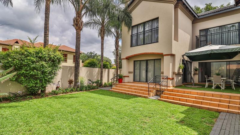 To Let 3 Bedroom Property for Rent in Midstream Estate Gauteng