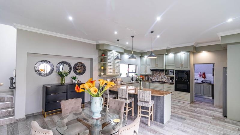 To Let 3 Bedroom Property for Rent in Midstream Estate Gauteng