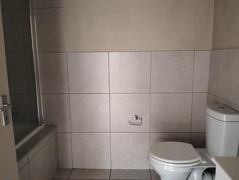To Let 2 Bedroom Property for Rent in Brentwood Park Gauteng