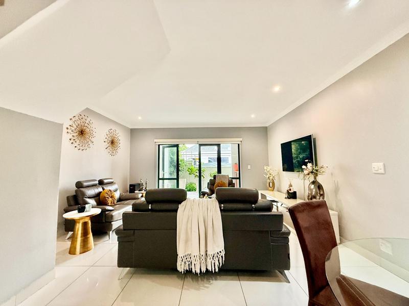 2 Bedroom Property for Sale in Bryanston East Gauteng
