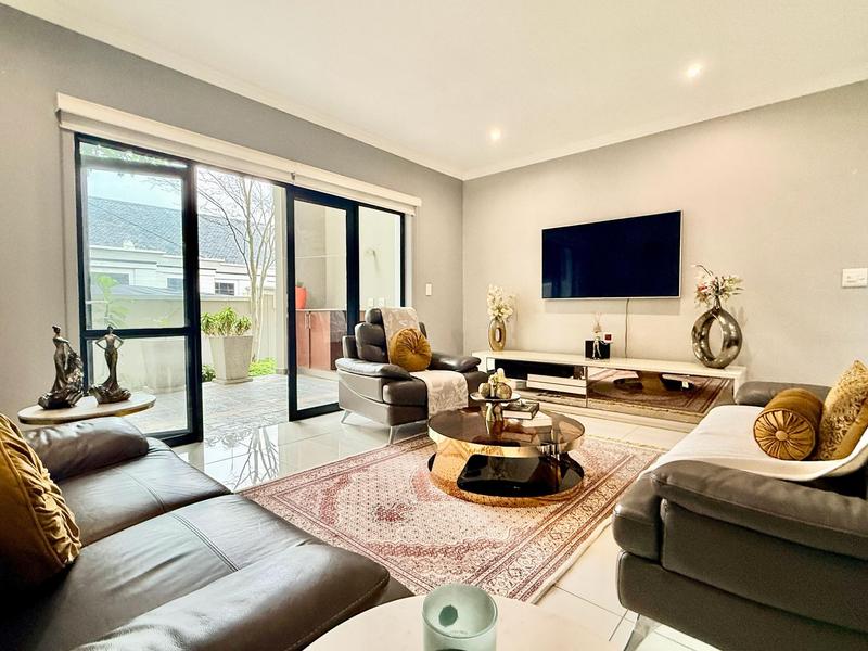 2 Bedroom Property for Sale in Bryanston East Gauteng