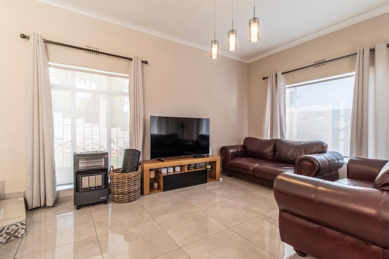3 Bedroom Property for Sale in Roodekrans Gauteng