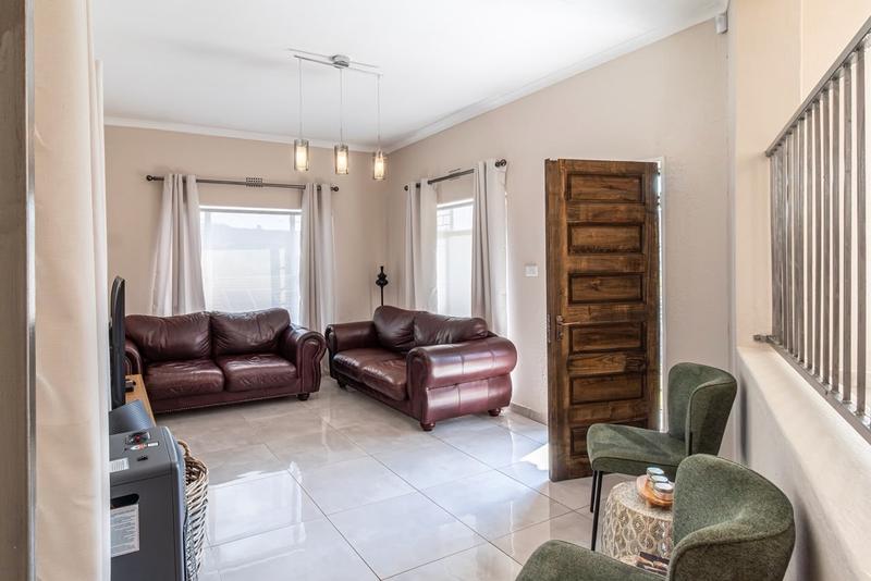3 Bedroom Property for Sale in Roodekrans Gauteng