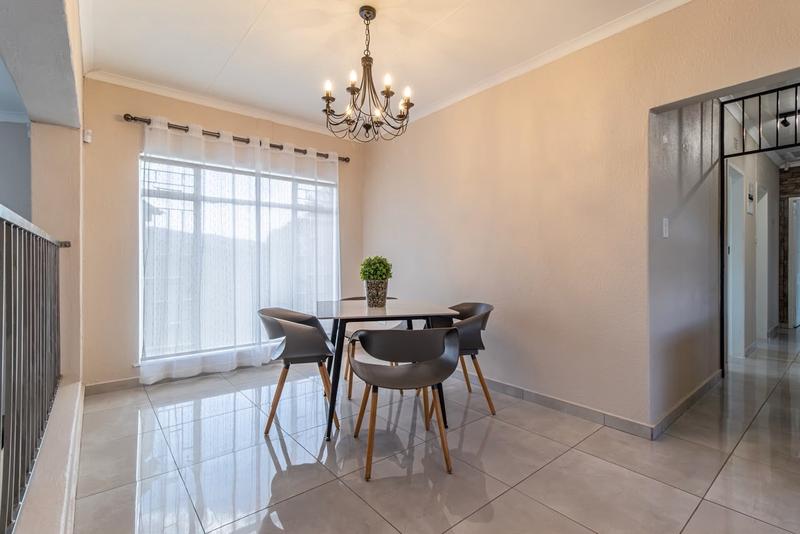 3 Bedroom Property for Sale in Roodekrans Gauteng
