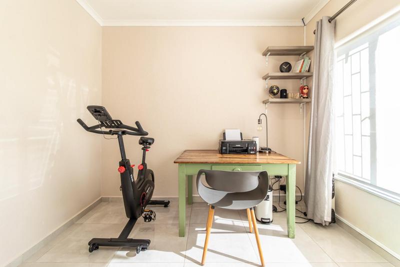 3 Bedroom Property for Sale in Roodekrans Gauteng