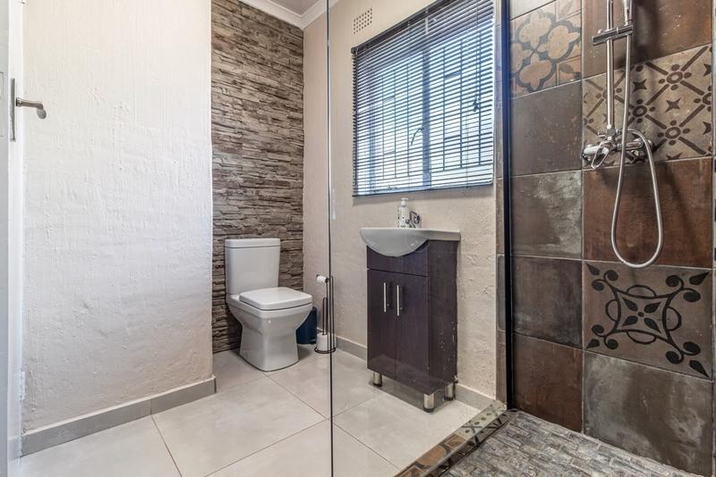 3 Bedroom Property for Sale in Roodekrans Gauteng