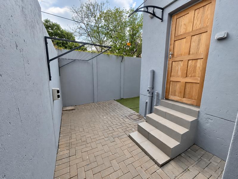 4 Bedroom Property for Sale in Waterkloof Ridge Gauteng