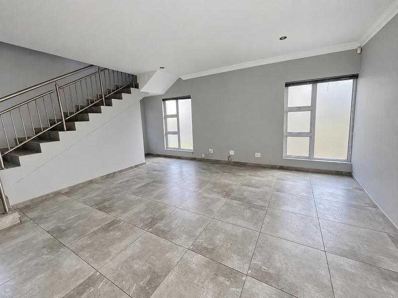 4 Bedroom Property for Sale in Waterkloof Ridge Gauteng