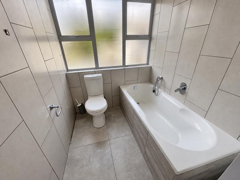 4 Bedroom Property for Sale in Waterkloof Ridge Gauteng