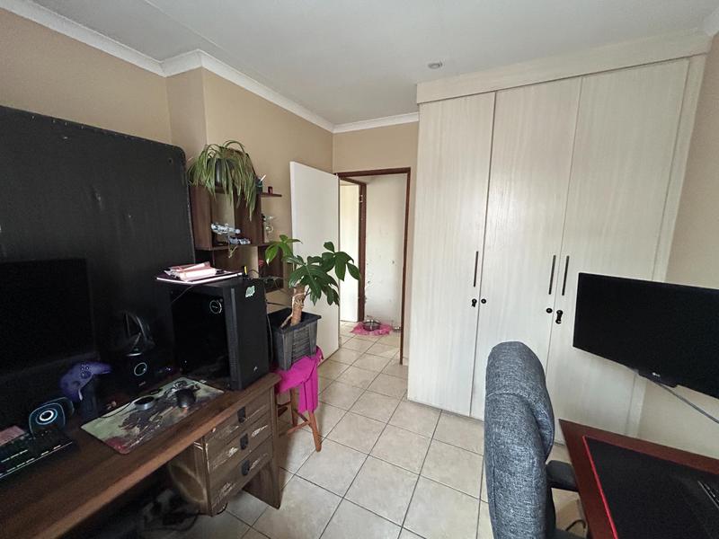 2 Bedroom Property for Sale in Arundo Estate Gauteng